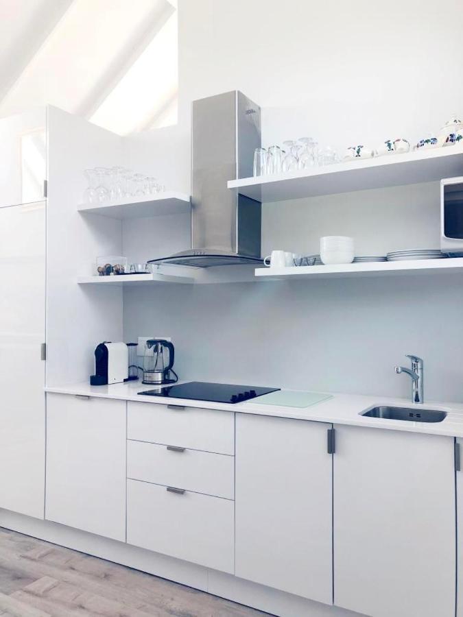Camps Bay Loft With Stunning Mountain And Ocean Views Apartment เคปทาวน์ ภายนอก รูปภาพ