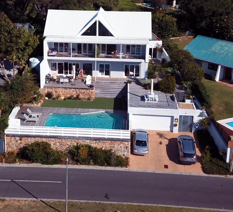 Camps Bay Loft With Stunning Mountain And Ocean Views Apartment เคปทาวน์ ภายนอก รูปภาพ
